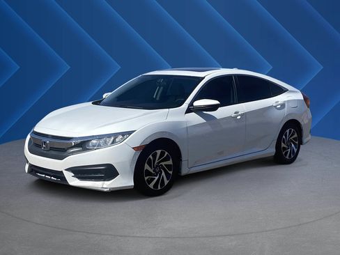 Used 2018 Honda Civic EX image 7