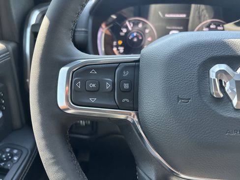Used 2025 RAM 3500 Laramie AWD/4WD image 12
