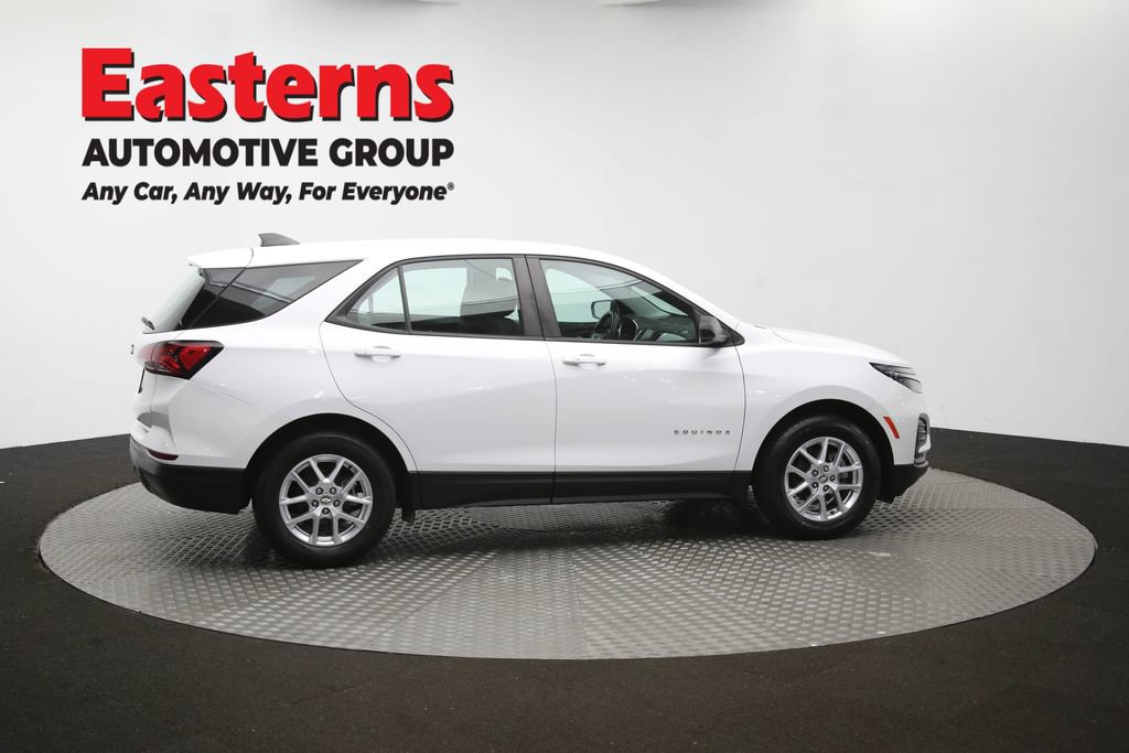 Used 2023 Chevrolet Equinox LS w/ Driver Confidence II Package FWD image 43