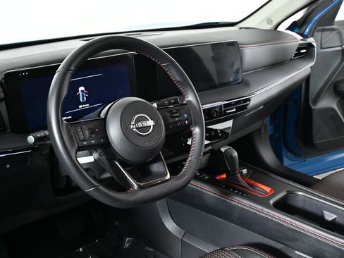 Certified 2025 Nissan Kicks SR AWD/4WD image 14