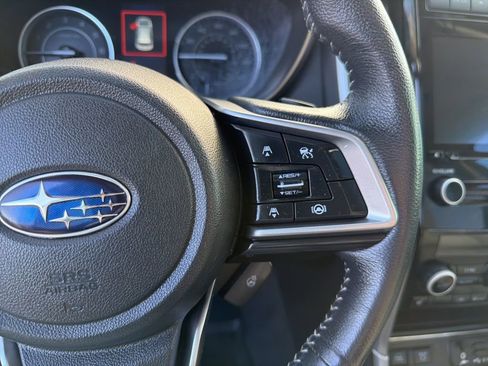 Used 2022 Subaru Ascent Limited w/ Technology Package image 39