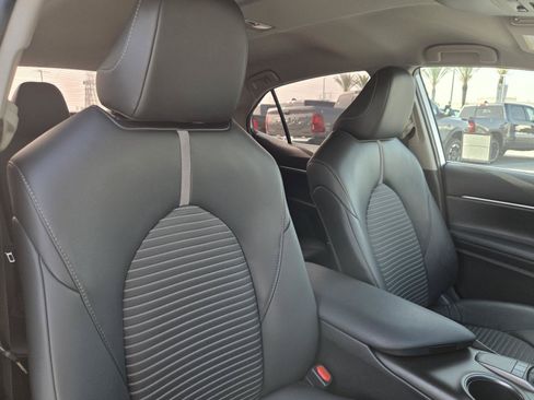 Used 2024 Toyota Camry SE FWD image 32
