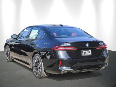 New 2026 BMW i5 eDrive40 w/ M Sport Package
