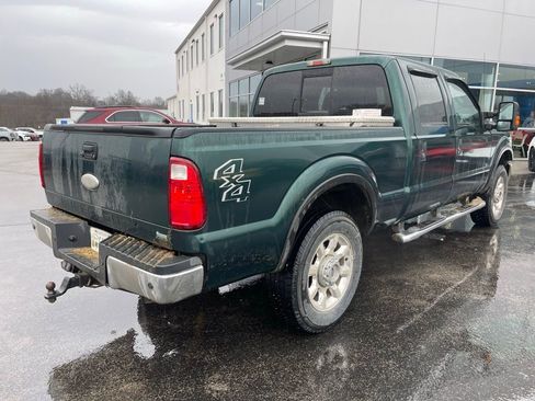 Used 2011 Ford F250 Lariat image 3