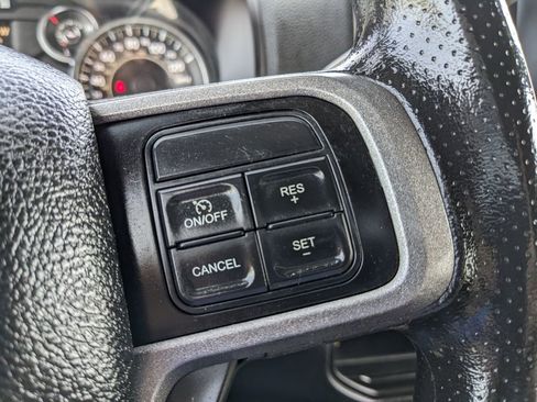 Used 2022 RAM 2500 Tradesman w/ Chrome Appearance Group image 25