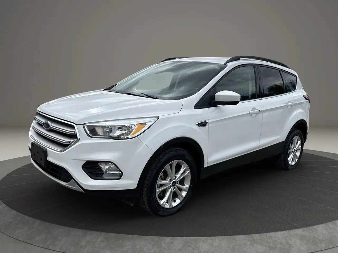 Used 2018 Ford Escape SE AWD/4WD image 1