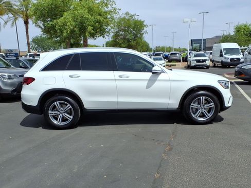 Used 2021 Mercedes-Benz GLC 300 image 3