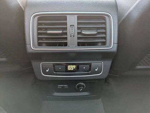 Used 2019 Audi Q5 2.0T Premium Plus w/ Premium Plus Package image 19