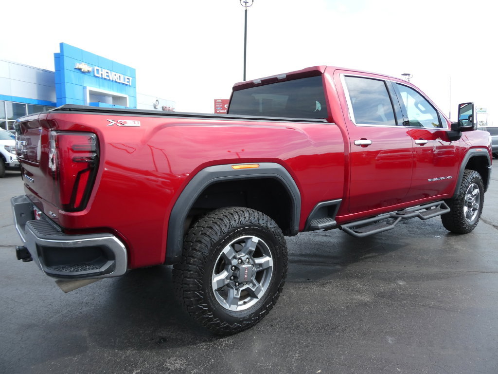 Used 2025 GMC Sierra 2500 SLT AWD/4WD image 5