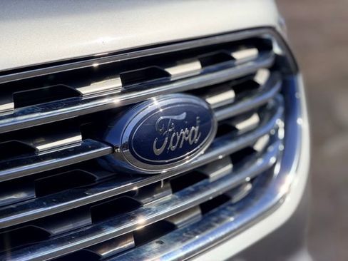 Used 2020 Ford Edge SEL w/ Cargo Accessory Package image 29