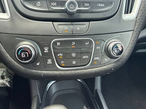 Used 2024 Chevrolet Malibu LT FWD image 16