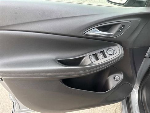 Used 2023 Buick Encore GX Select w/ Sport Touring Package image 12