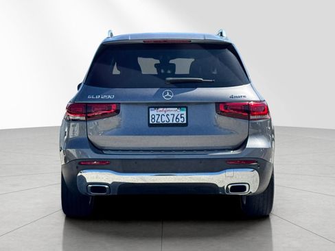 Used 2020 Mercedes-Benz GLB 250 4MATIC image 5