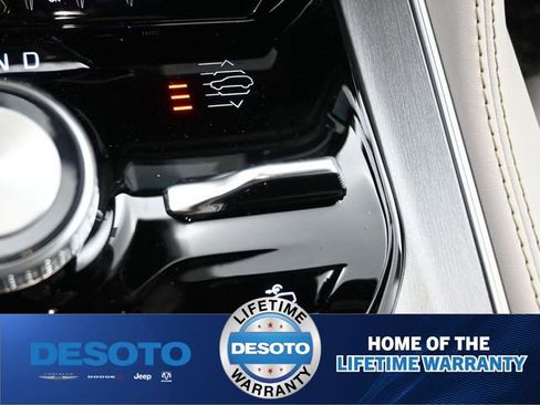 New 2026 Jeep Grand Wagoneer Limited AWD/4WD image 31