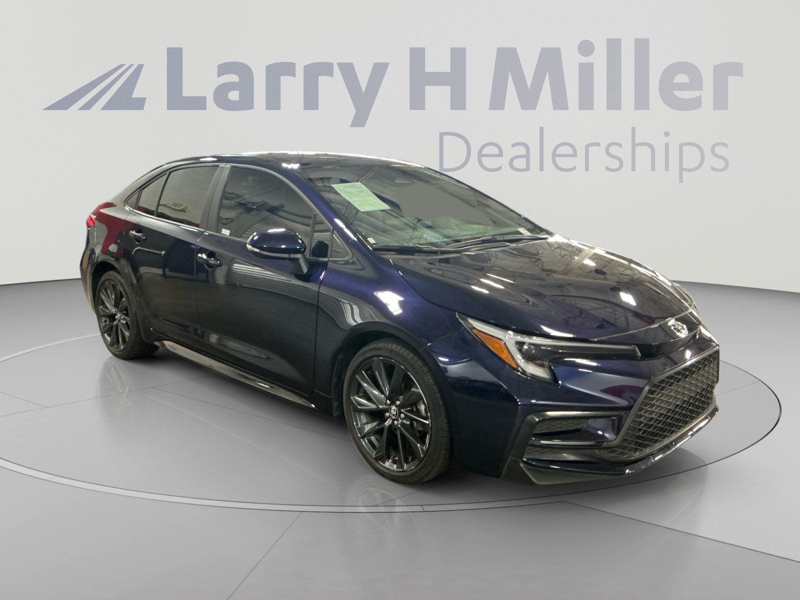 Used 2024 Toyota Corolla SE FWD image 7