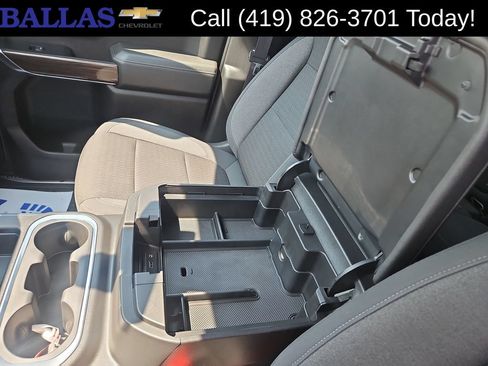 Certified 2022 Chevrolet Silverado 1500 RST w/ Redline Edition AWD/4WD image 21