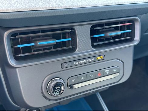 New 2026 Ford Maverick XLT w/ XLT Luxury Package image 22