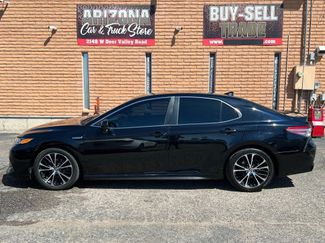 Used 2019 Toyota Camry SE image 1