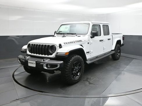 New 2026 Jeep Gladiator Sport AWD/4WD image 22