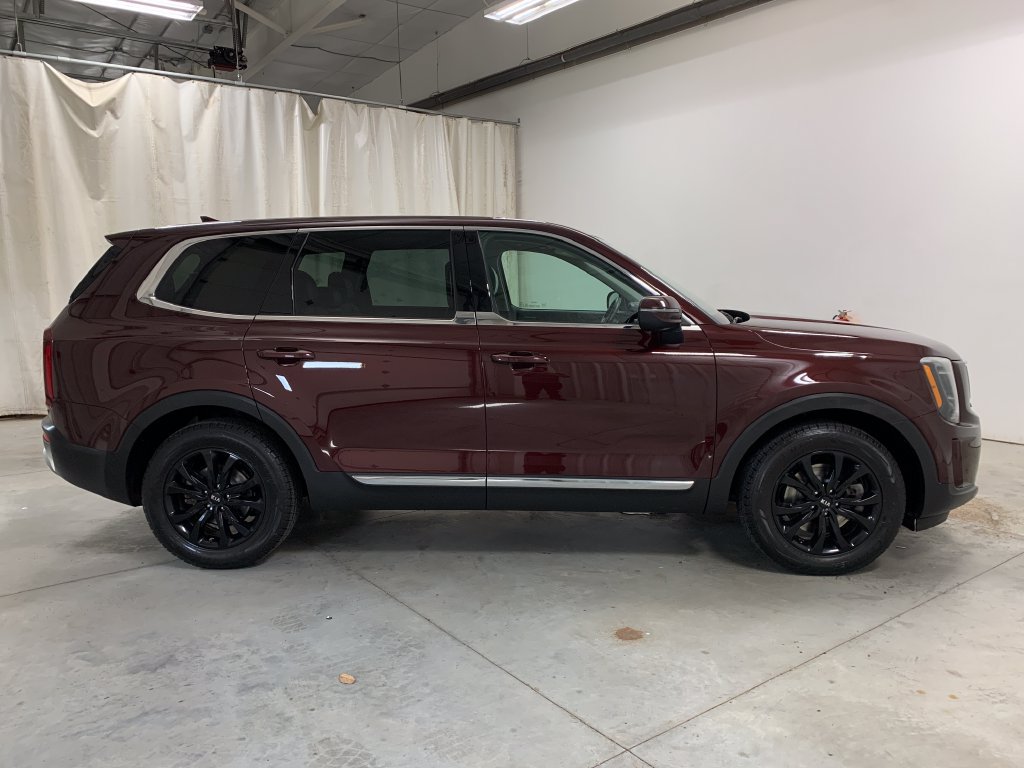 Used 2020 Kia Telluride LX AWD/4WD image 12