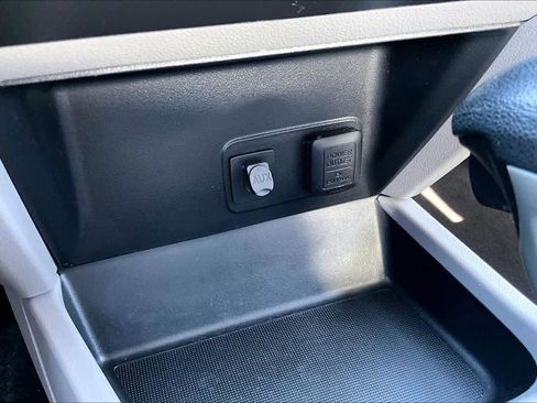 Used 2012 Honda Civic LX image 31