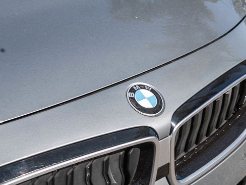 Certified 2025 BMW 230i Coupe w/ Convenience Package RWD image 9