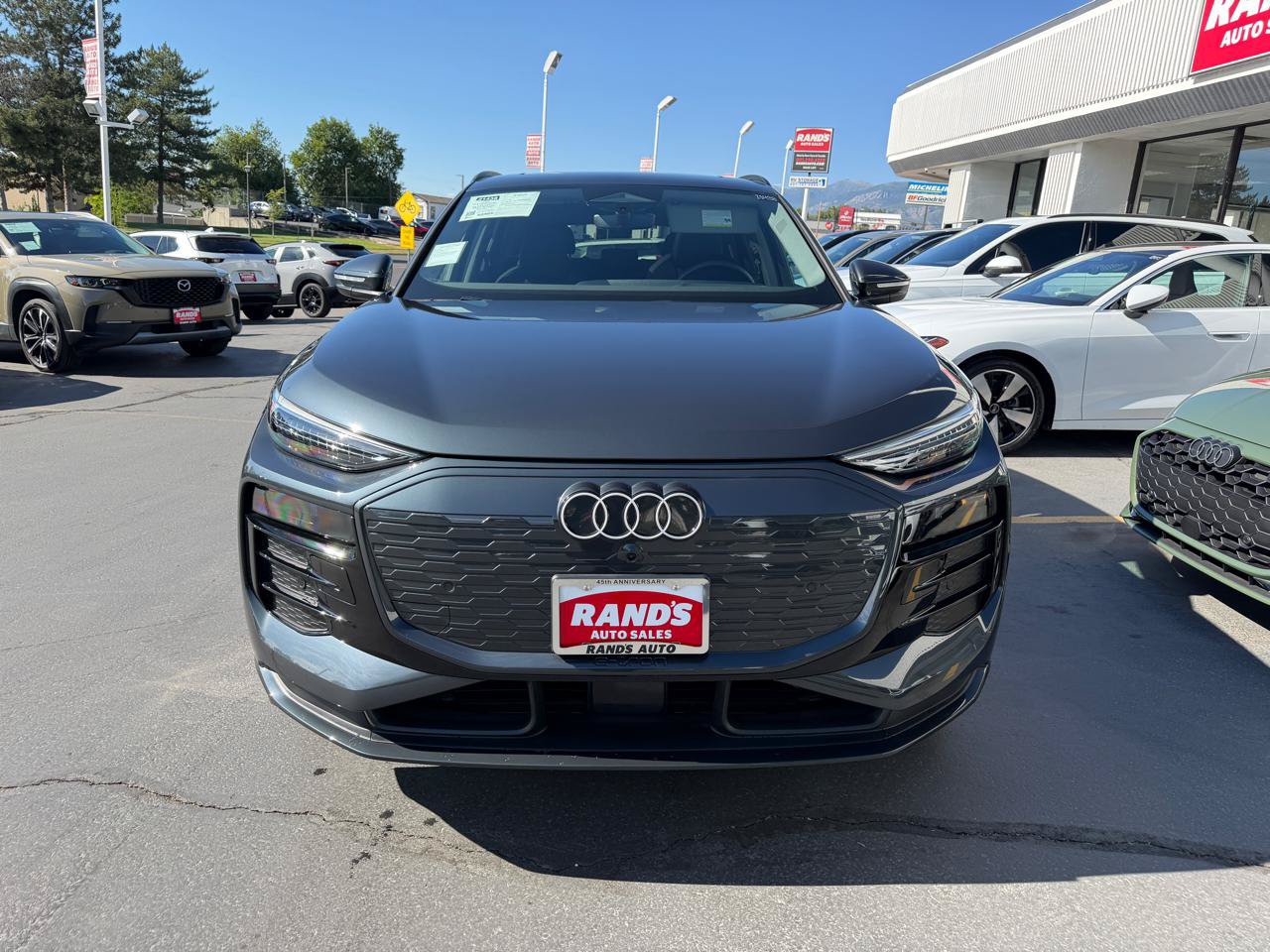 Used 2025 Audi Q6 e-tron Premium Plus w/ Premium Plus AWD/4WD image 12