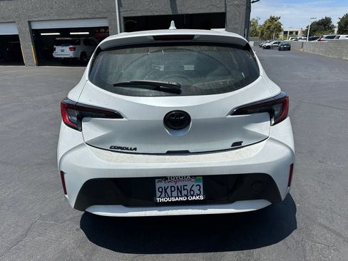 Used 2024 Toyota Corolla SE FWD image 3