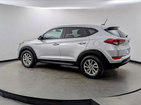 Used 2017 Hyundai Tucson SE image 6