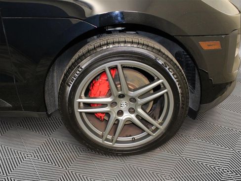 Used 2019 Porsche Macan S image 39