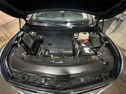 Certified 2019 Buick Enclave Avenir image 28
