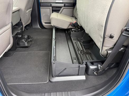 Used 2020 Ford F350 XLT w/ XLT Premium Package image 15