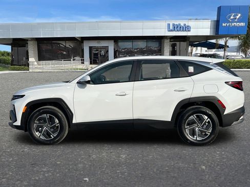 New 2026 Hyundai Tucson Blue SE image 5