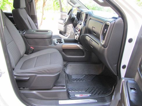 Used 2020 Chevrolet Silverado 1500 RST AWD/4WD image 20