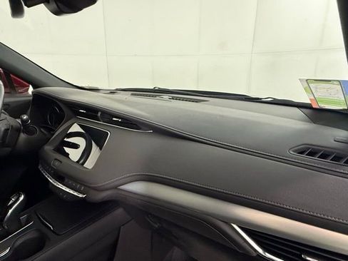 Used 2023 Cadillac XT4 Premium Luxury w/ Cold Weather Package image 31