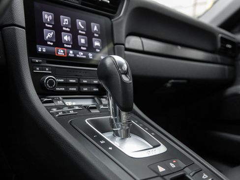 Certified 2019 Porsche 911 Targa 4 GTS image 29