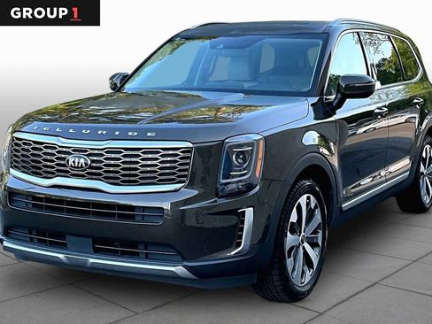 Used 2020 Kia Telluride S w/ S 8 Passenger Seating Package FWD image 1