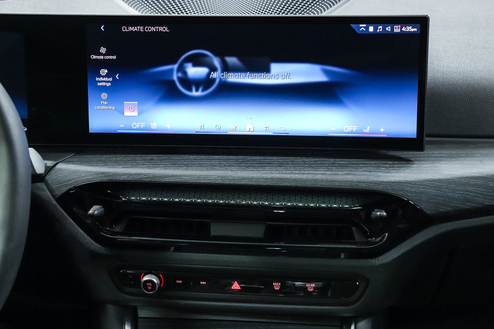 Used 2026 BMW 430i w/ Premium Package RWD image 14