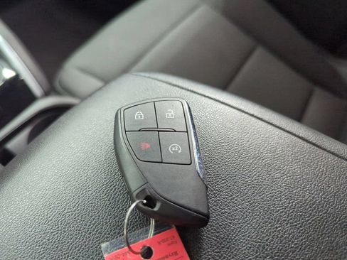 Used 2024 Chevrolet Colorado LT w/ LT Convenience Package AWD/4WD image 16