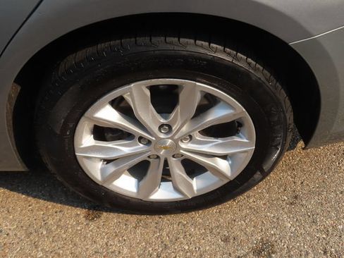 Used 2024 Chevrolet Malibu LT FWD image 14