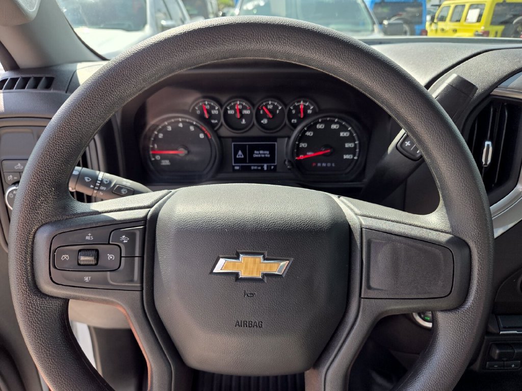 Used 2025 Chevrolet Silverado 2500 W/T RWD image 27