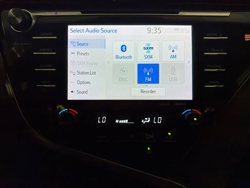 Used 2019 Toyota Camry XSE image 15
