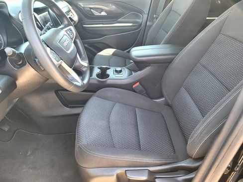 Certified 2024 GMC Terrain SLE w/ Elevation Edition FWD image 15
