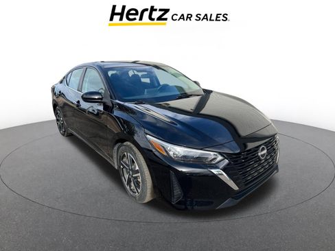 Used 2025 Nissan Sentra SV image 1