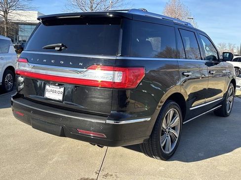 Used 2018 Lincoln Navigator Reserve w/ Technology Package image 3