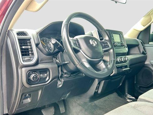 Used 2019 RAM 1500 Big Horn RWD image 9