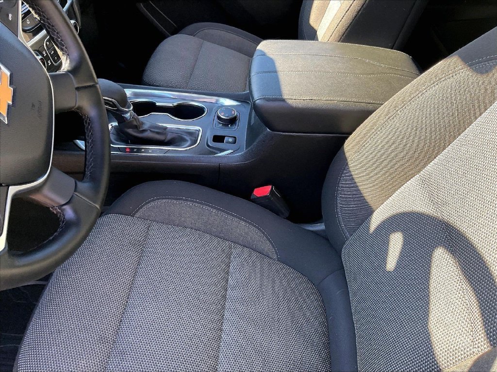 Used 2024 Chevrolet Traverse Limited LT AWD/4WD image 21