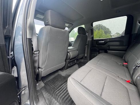 Used 2021 Chevrolet Silverado 1500 Custom Trail Boss w/ Safety Confidence Package AWD/4WD image 7