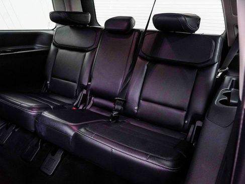 Used 2025 Ford Expedition Platinum AWD/4WD image 41