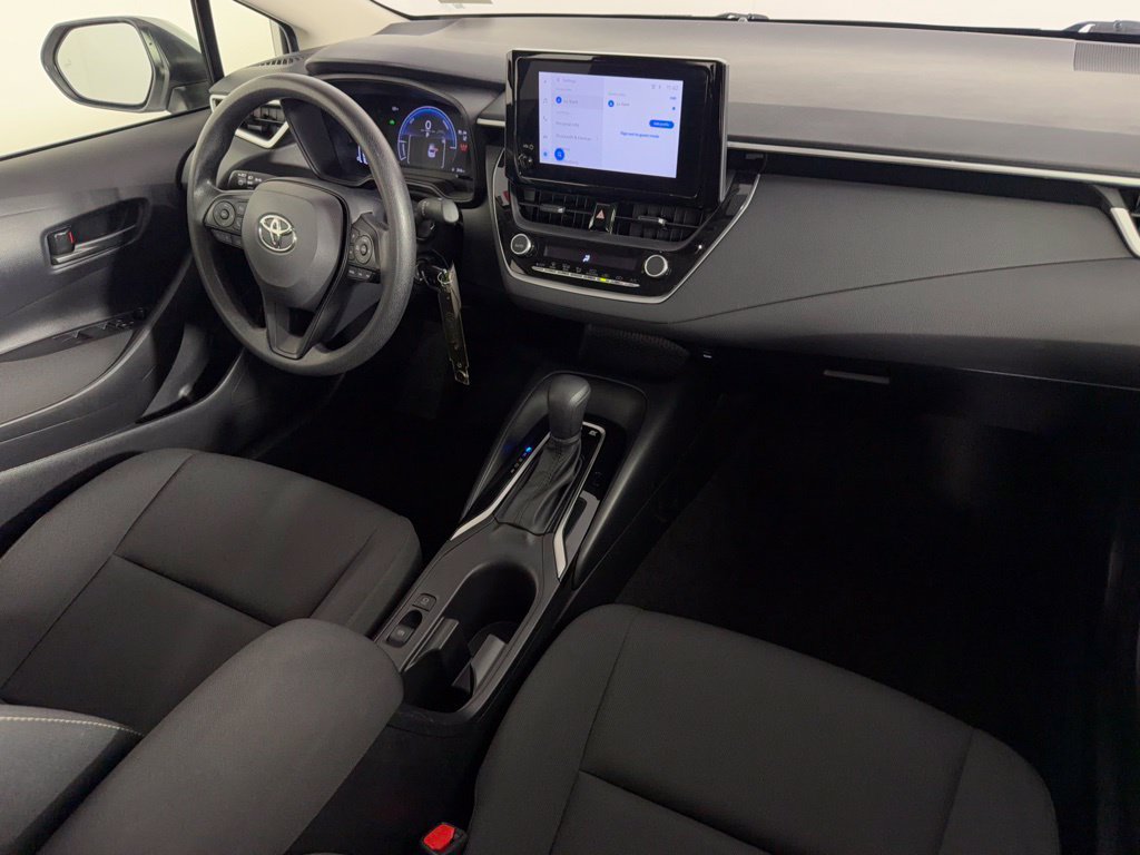 Used 2026 Toyota Corolla LE FWD image 14